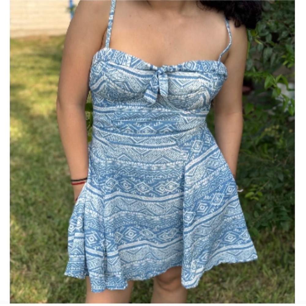 Sans Souci Mini Dress Size Medium | Preowned | G1